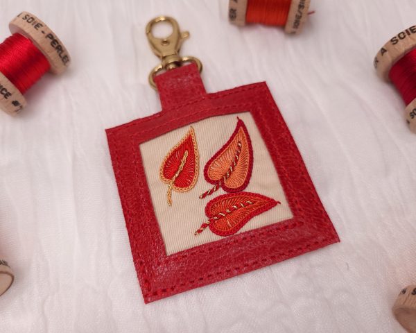 3 feuilles rouge – Image 2