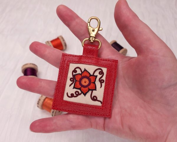 Fleur orange et prune